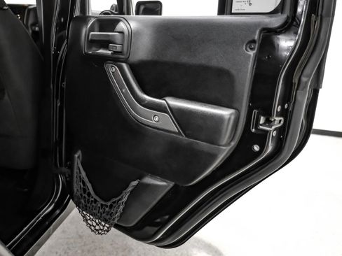 Used 2013 Jeep Wrangler Unlimited Sport image 42