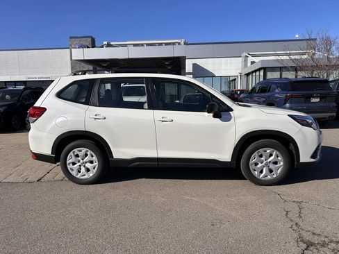 Certified 2023 Subaru Forester Base image 8