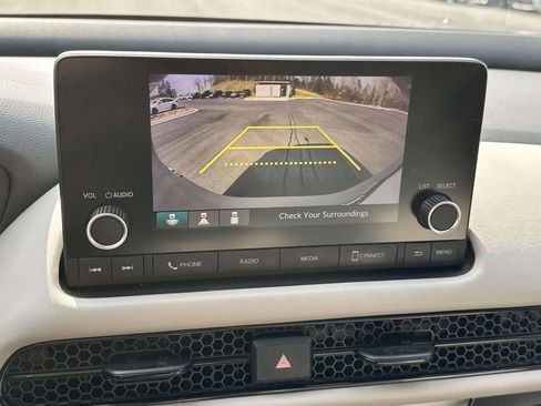 Certified 2023 Honda HR-V LX image 20