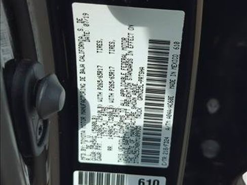 Used 2019 Toyota Tacoma TRD Sport RWD image 28