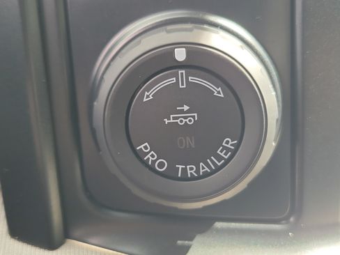Used 2023 Ford F150 Raptor w/ Raptor Carbon Fiber Package AWD/4WD image 26