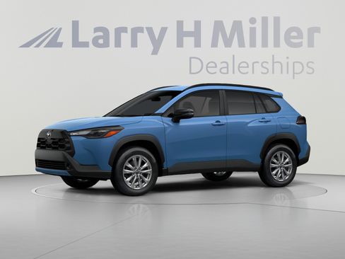 New 2026 Toyota Corolla Cross LE FWD image 2