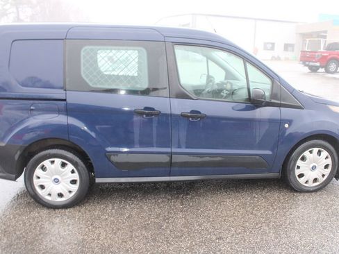 Used 2020 Ford Transit Connect XL image 11