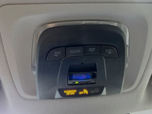 Used 2023 Toyota Corolla Cross L image 22