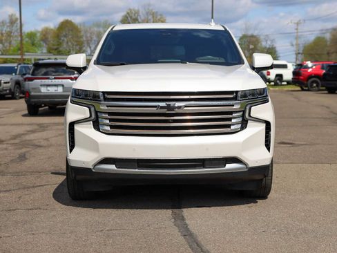 Used 2023 Chevrolet Tahoe High Country w/ Premium Package AWD/4WD image 8