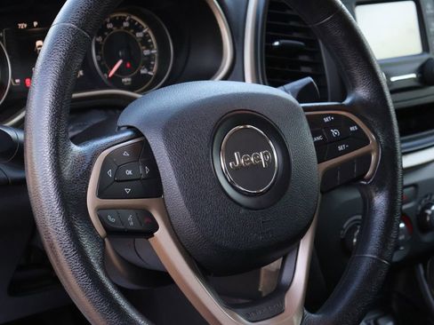 Used 2014 Jeep Cherokee Sport AWD/4WD image 21
