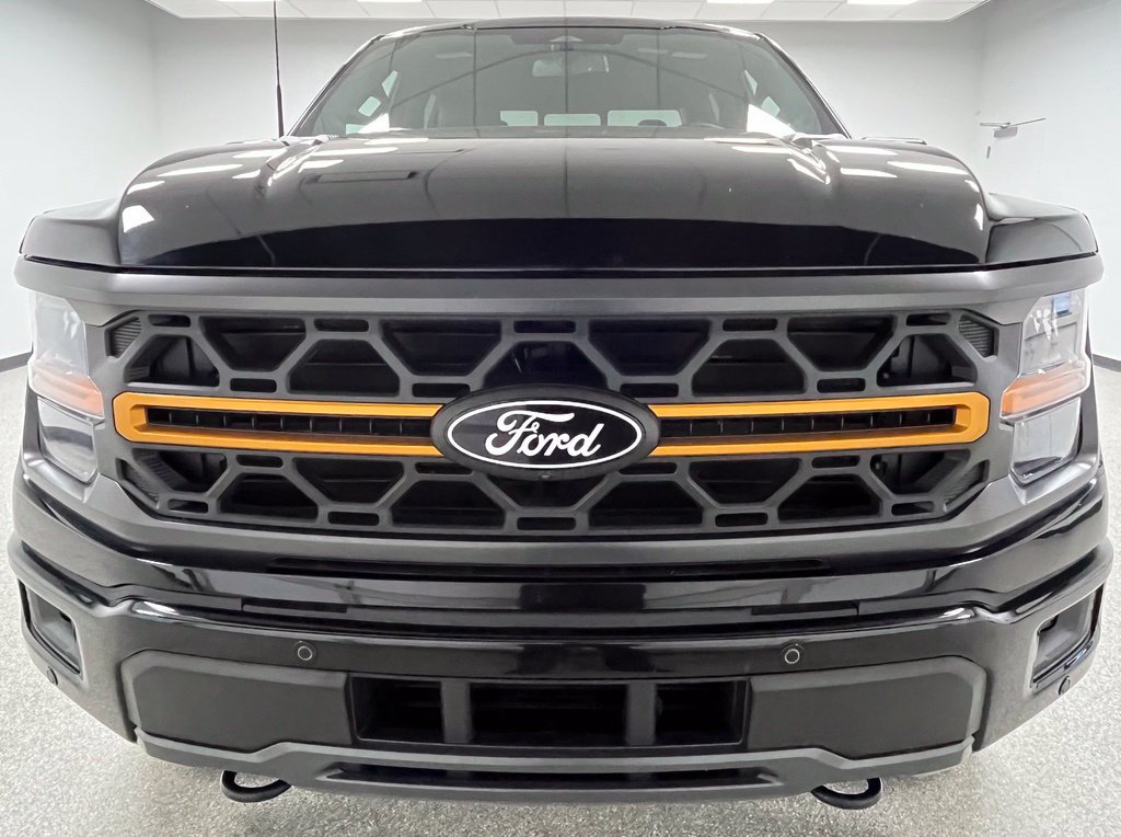 Used 2026 Ford F150 Tremor w/ Equipment Group 402B MID AWD/4WD image 3