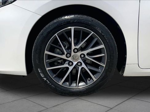 Used 2017 Lexus ES 350 w/ Luxury Package FWD image 11