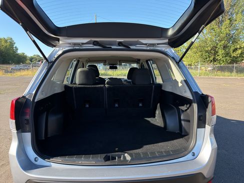 Used 2019 Subaru Forester w/ Alloy Wheel Package AWD/4WD image 8