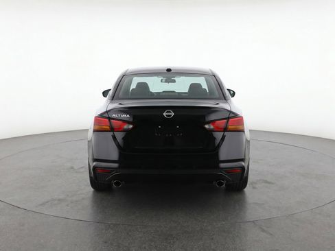 Used 2025 Nissan Altima 2.5 SV FWD image 7