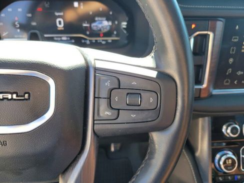 Used 2024 GMC Yukon XL Denali Ultimate image 18