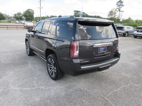 Used 2018 GMC Yukon Denali w/ Denali Ultimate Package AWD/4WD image 7