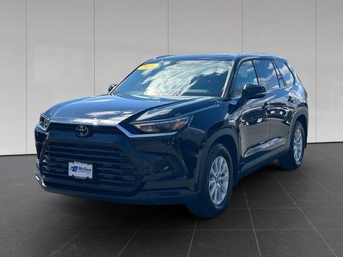 Used 2026 Toyota Grand Highlander XLE image 1