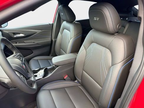 New 2026 Buick Envista Sport Touring w/ Convenience I Package image 20