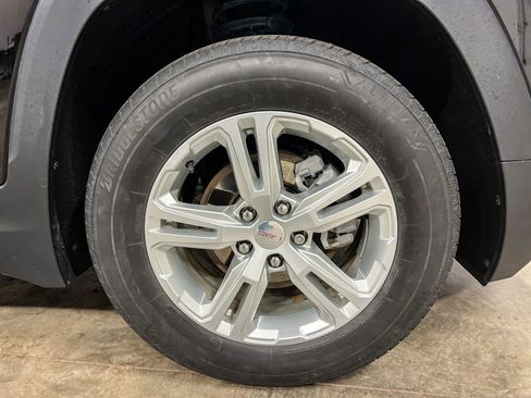 Certified 2022 GMC Terrain SLE image 18