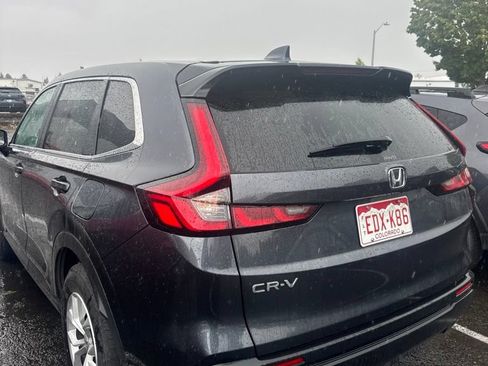 Used 2025 Honda CR-V LX image 3