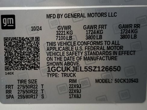 Used 2025 Chevrolet Silverado 1500 High Country AWD/4WD image 34