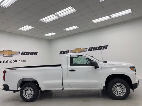 New 2026 Chevrolet Silverado 1500 W/T w/ Trailering Package image 4