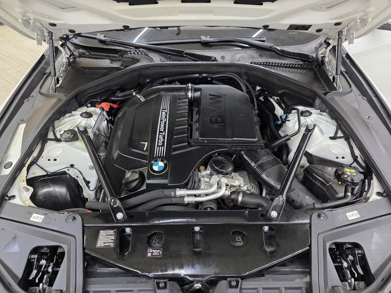 Used 2016 BMW 535i Sedan RWD image 46