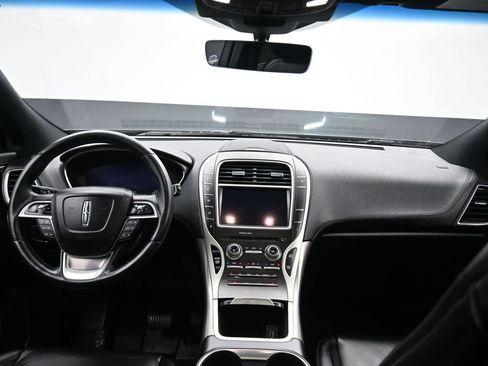 Used 2019 Lincoln Nautilus Select image 40