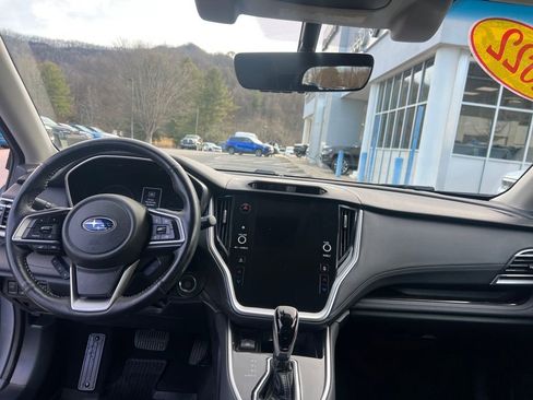 Used 2022 Subaru Outback Limited image 17