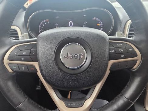 Used 2014 Jeep Grand Cherokee Limited w/ Luxury Group II AWD/4WD image 10