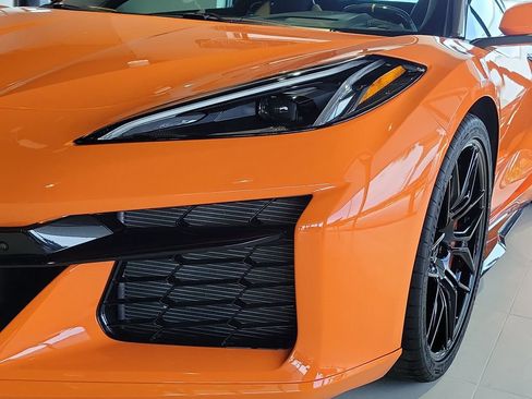 Used 2024 Chevrolet Corvette Z06 image 6