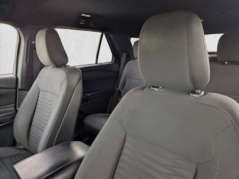 Certified 2020 Ford Explorer XLT image 13