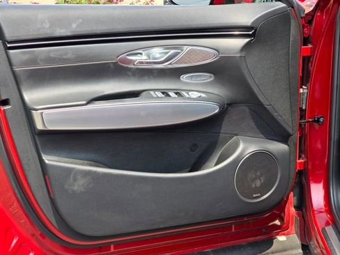 Used 2022 Genesis GV70 2.5T w/ Select Package image 19