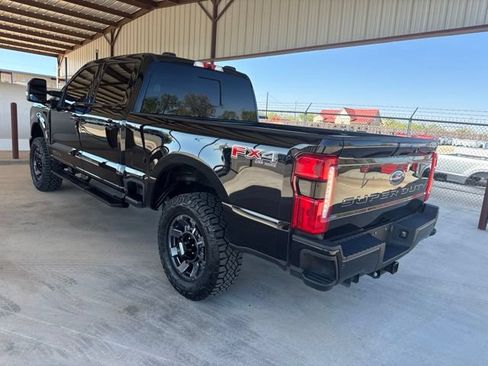 Used 2024 Ford F250 Lariat w/ Sport Appearance Package AWD/4WD image 6