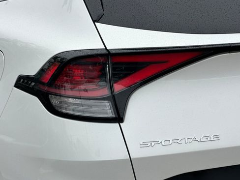 Certified 2023 Kia Sportage LX AWD/4WD image 25