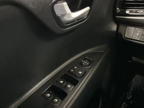 Used 2022 Kia Rio S FWD image 16
