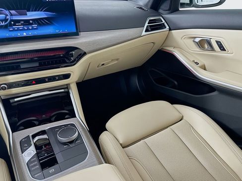 Used 2025 BMW 330i Sedan w/ Convenience Package image 24