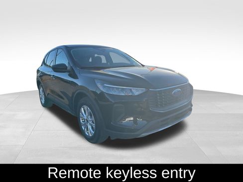 Used 2025 Ford Escape Active image 3