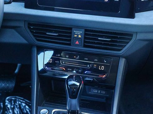 New 2026 Volkswagen Jetta SE image 21