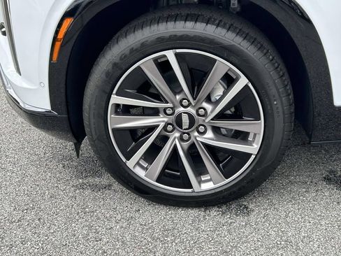 New 2027 Cadillac Vistiq Sport AWD/4WD image 9