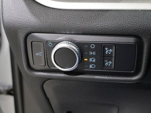 Used 2020 Ford Explorer XLT AWD/4WD image 30