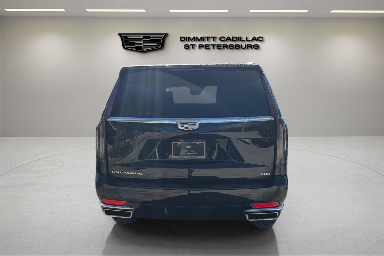 Used 2022 Cadillac Escalade Premium Luxury AWD/4WD image 4