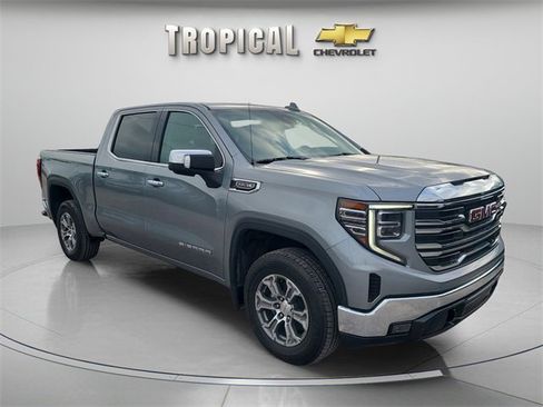 Used 2024 GMC Sierra 1500 SLT image 7