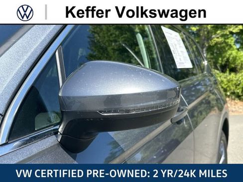 Certified 2023 Volkswagen Tiguan SE FWD image 12