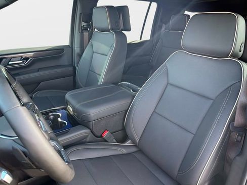 New 2026 GMC Yukon XL Elevation w/ Elevation Premium Package image 20