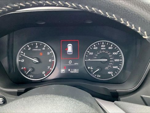 Certified 2025 Subaru Ascent Premium AWD/4WD image 23