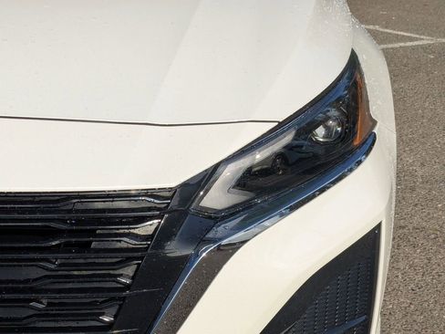 New 2025 Nissan Altima 2.5 SL image 10