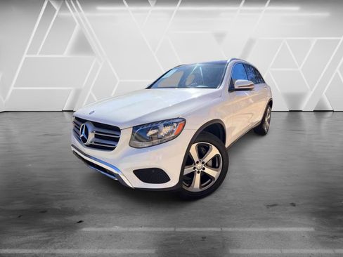 Used 2017 Mercedes-Benz GLC 300 w/ Premium 1 Package image 1
