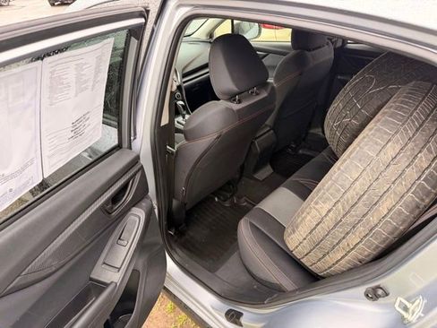 Used 2021 Subaru Crosstrek 2.0i Premium AWD/4WD image 16