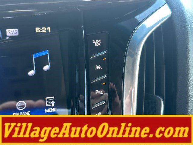 Used 2018 Cadillac Escalade Luxury AWD/4WD image 26