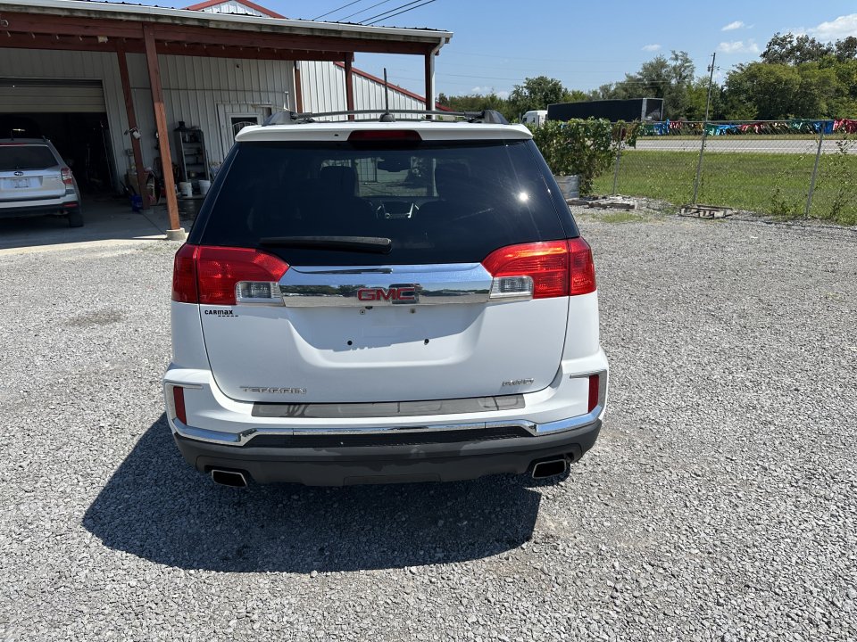Used 2017 GMC Terrain SLE w/ Convenience Package AWD/4WD image 6