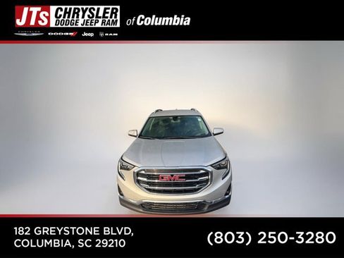 Used 2019 GMC Terrain SLT FWD image 1