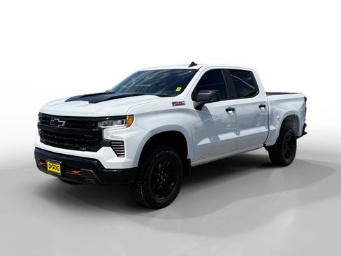Used 2023 Chevrolet Silverado 1500 LT Trail Boss AWD/4WD image 1