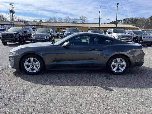 Used 2019 Ford Mustang EcoBoost image 7